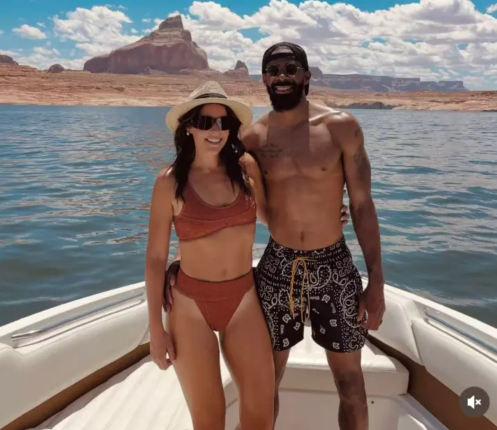 近照, 对于康利来 近照, 对于康利来