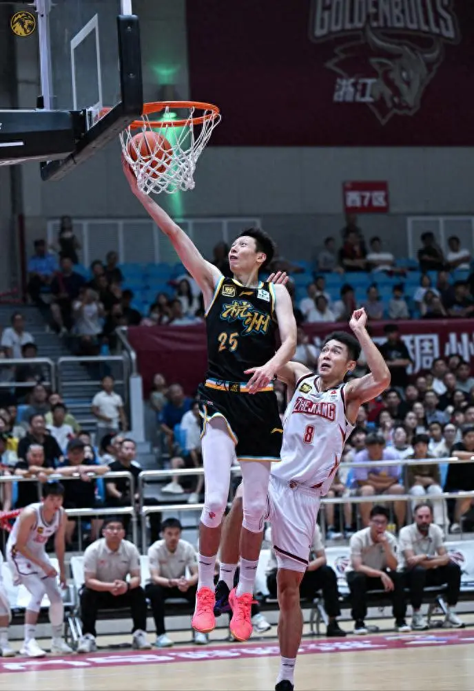 一场热身赛, 受交易流言, BA最好的 一场热身赛, 受交易流言, BA最好的