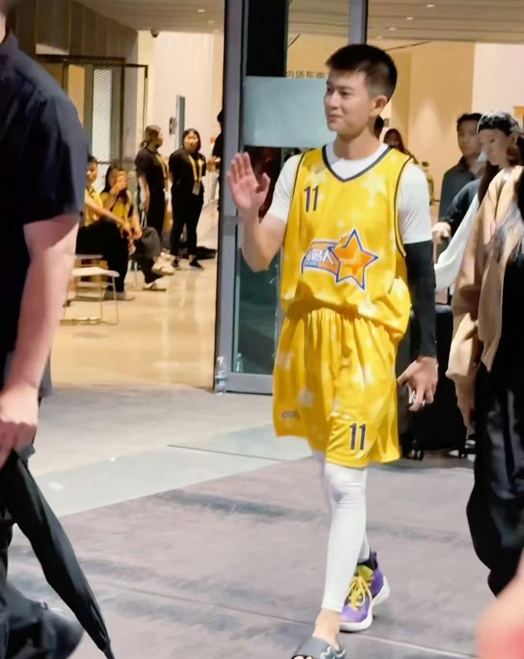 img, 任嘉伦脚部, 拼到指甲掀 img, 任嘉伦脚部, 拼到指甲掀